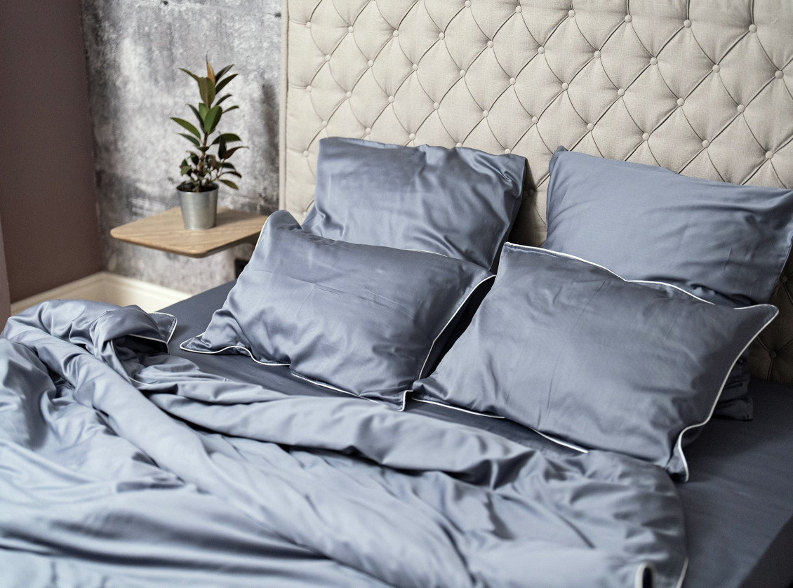 Metallic with white trim №1