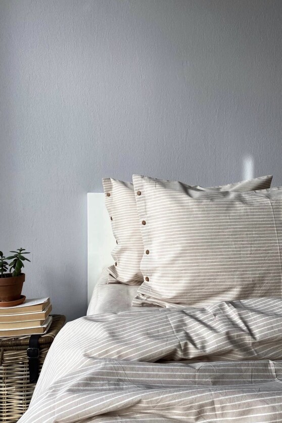 Beige with white stripes №1